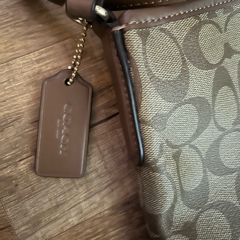 Coach Tan and Brown Signature Crossbody Bag - Picture 4 of 7